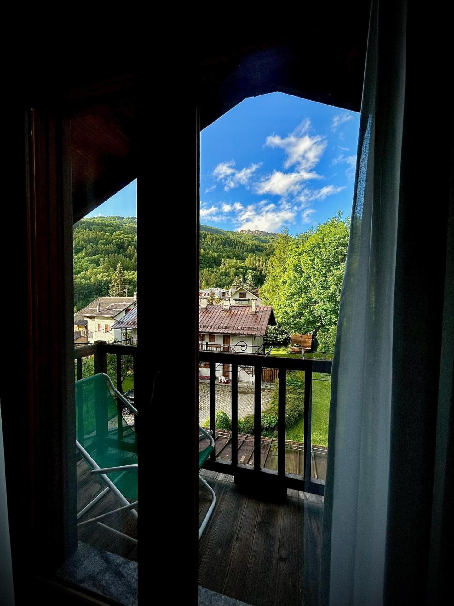 Hotel La Nigritella Бардонеккія Екстер'єр фото